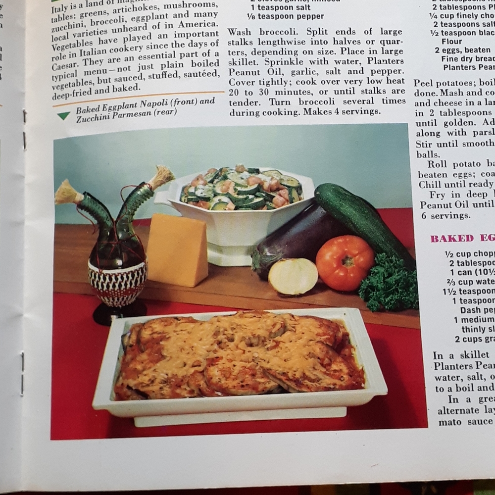 4 Collectable Cookbooks - Picture 11 of 12